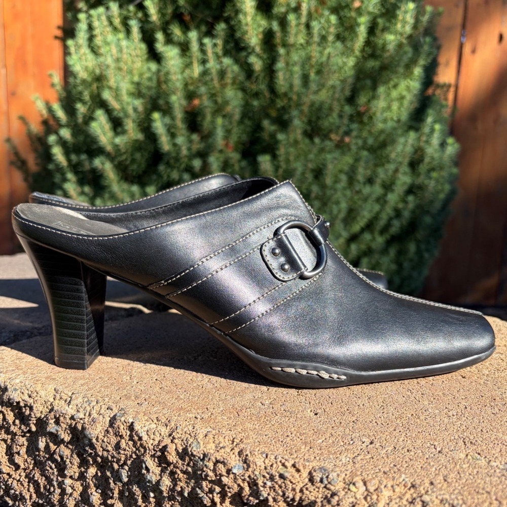 Merona Black Leather Square Toe Buckle Heeled Mules Womens 9.5 B